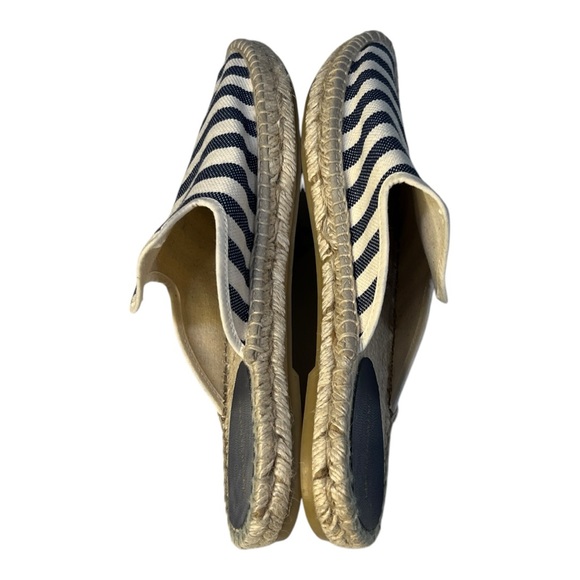 Saks Fifth Avenue Women's Navy and White Striped Espadrilles NWOT SB13 - Picture 6 of 9